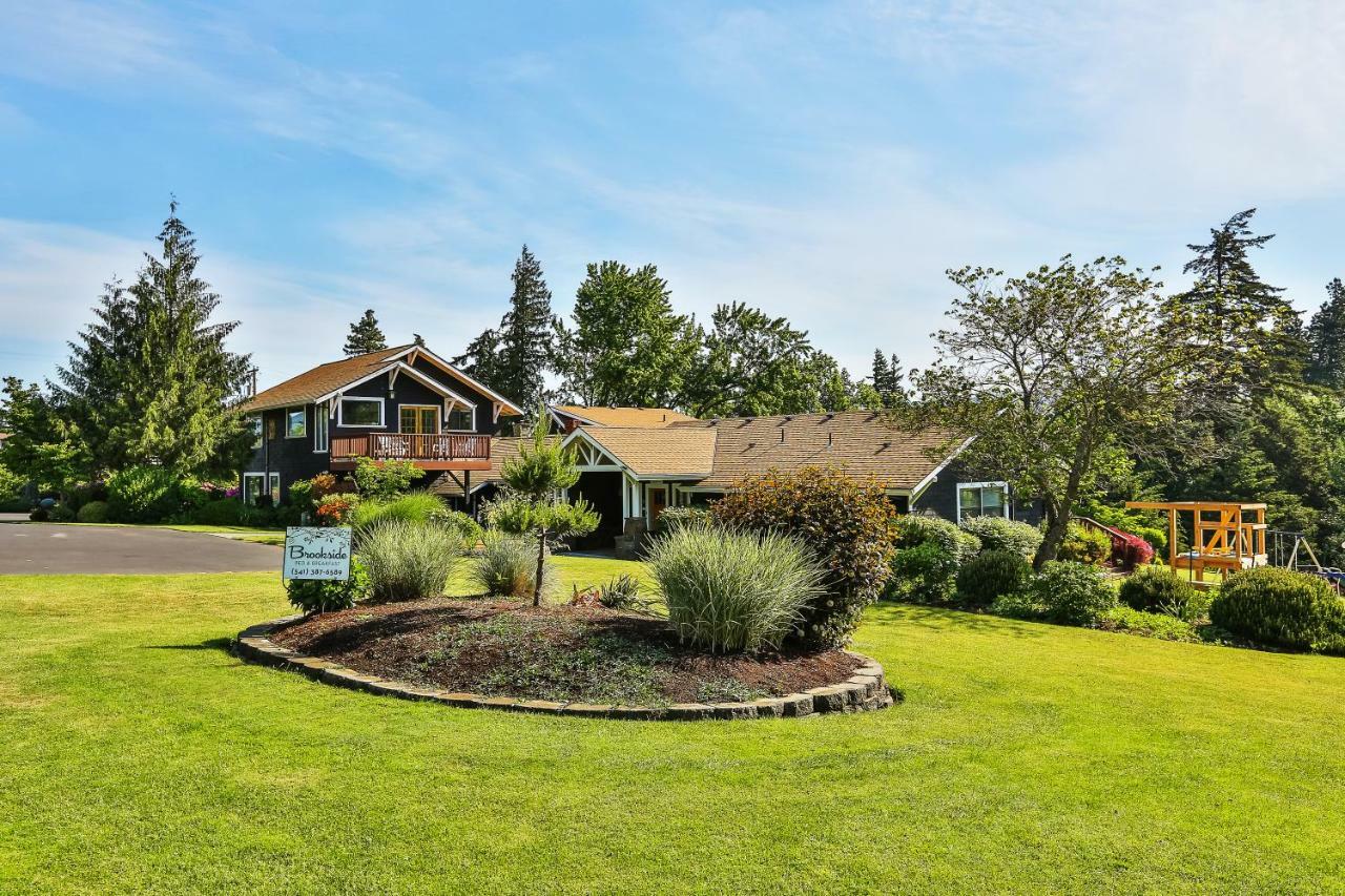 Brookside Bed & Breakfast Hood River Exterior photo
